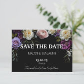 Dark Moody Paarse Bloemen Save the Date Kaart (Staand voorkant)
