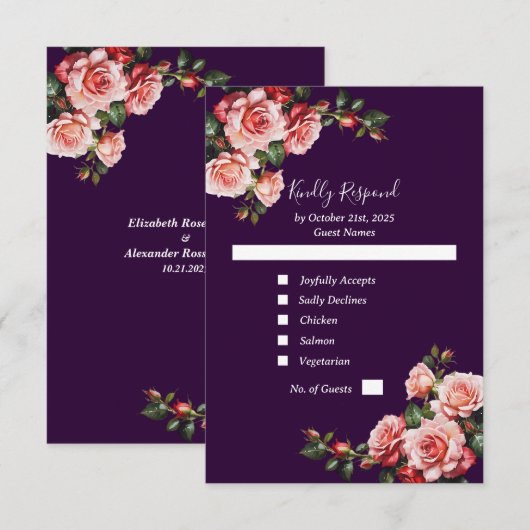 Dark moody pink and red roses purple wedding RSVP kaartje (Voorkant / Achterkant)