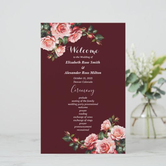 Dark moody pink red roses maroon wedding program (Staand voorkant)