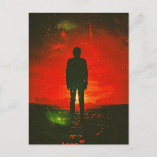 Dark Mystery Horror Man staan in het veld Briefkaart (Voorkant)