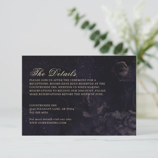 Dark Night Floral Boho Paarse Gothic Wedding Informatiekaartje (Staand voorkant)