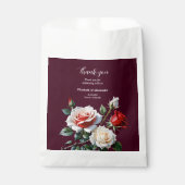 Dark Pretty pink white red roses floral wedding Bedankzakje (Voorkant)