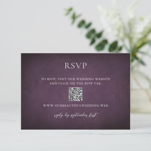 Dark Purple Fine Art Floral Elegant Wedding RSVP Kaartje (Staand voorkant)