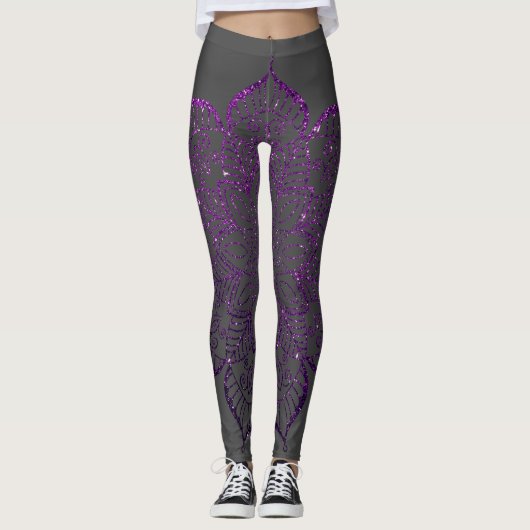 Dark Raspberry Faux Glitter Mandala op Dark Grey Leggings (Voorkant)