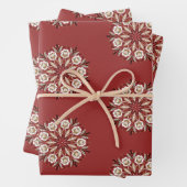 Dark red and white Norwegian Rosemaling floral  Inpakpapier Vel (In situ)