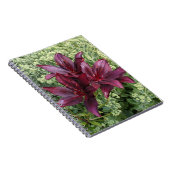 Dark Red Asiatic Lilies Floral Notitieboek (Rechterzijde)