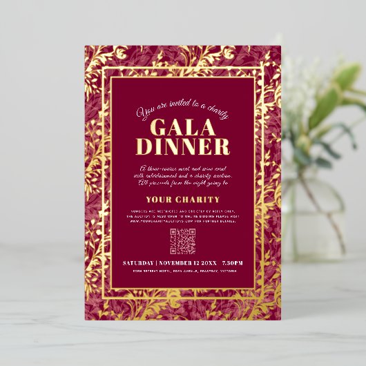 Dark red gold botanical pattern gala dinner event folie uitnodiging (Staand Voorkant)