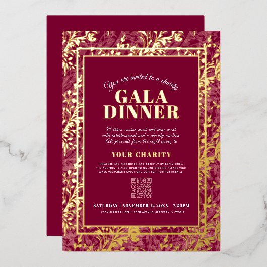 Dark red gold botanical pattern gala dinner event folie uitnodiging (Voorkant / Achterkant)