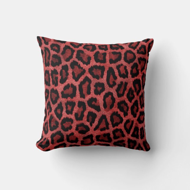 Dark Red Ikat Leopard Animal Spots Kussen (Voorkant)