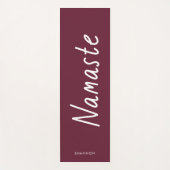 Dark Red Namaste Persoonlijke naam van het script  Yogamat (Voorkant)