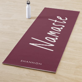 Dark Red Namaste Persoonlijke naam van het script Yogamat