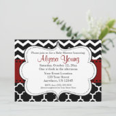 Dark Red Quatrefoil Chevron Invitation Kaart (Staand voorkant)