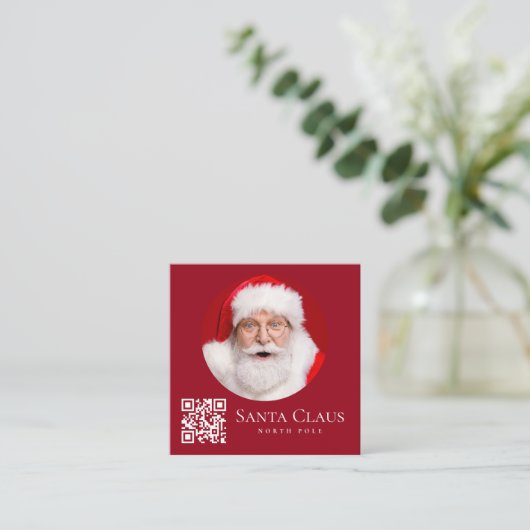 Dark Red Santa North Pole Custom Photo QR Code  Vierkante Visitekaartje (Staand voorkant)