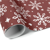 Dark Red Winter Snowflake Pattern Cadeaupapier (Rol Hoek)