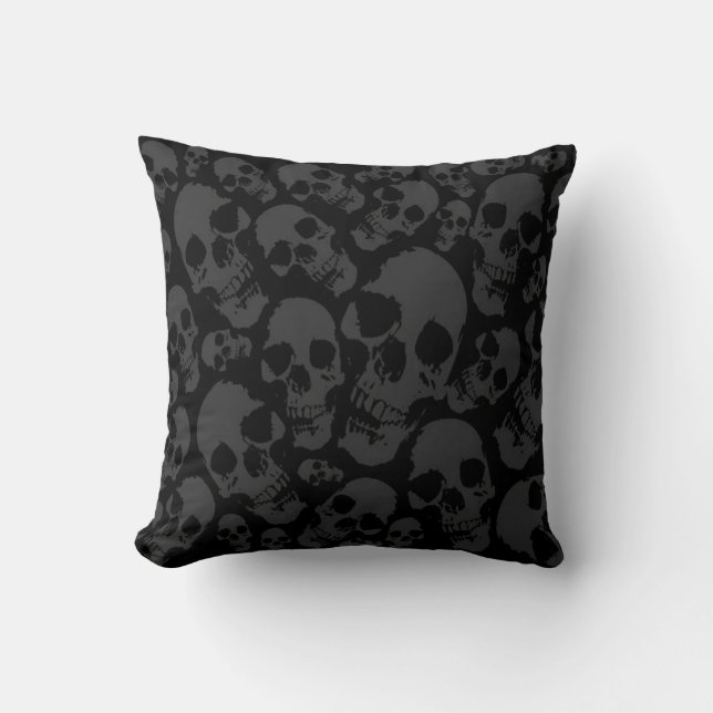 Dark Skulls Pillow Kussen (Voorkant)