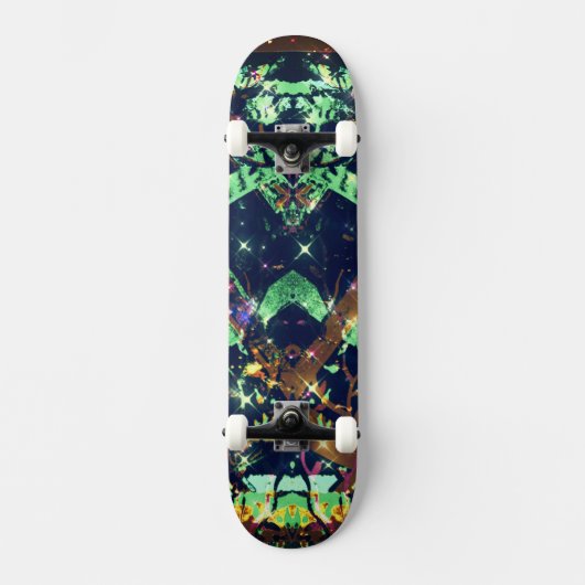 Dark Sparking Graffiti Skateboard (Voorkant)