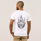 Dark Tribal Flame Mask – Abstract Fire Art Design T-shirt (Achterkant volledig)