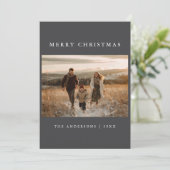 Dark Ultra Modern Minimalist Merry Christmas Photo Feestdagenkaart (Staand voorkant)