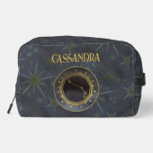 Dark Zodiac Astrology: Ram Black Gold Naam Toilettasje (Achterkant)