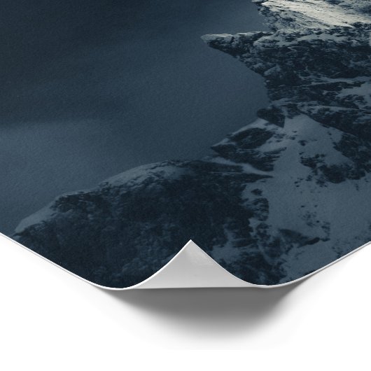 Darkness en berg poster (Hoek)