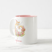 Darling Kitty kat met roze tulpen gepersonaliseerd Tweekleurige Koffiemok (Voorkant links)