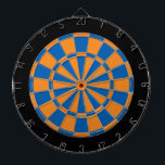 Dart Board: Oranje, blauw en zwart Dartbord<br><div class="desc">Oranje,  blauw en zwart gekleurd kunstbordspel met 6 messenmakertjes</div>