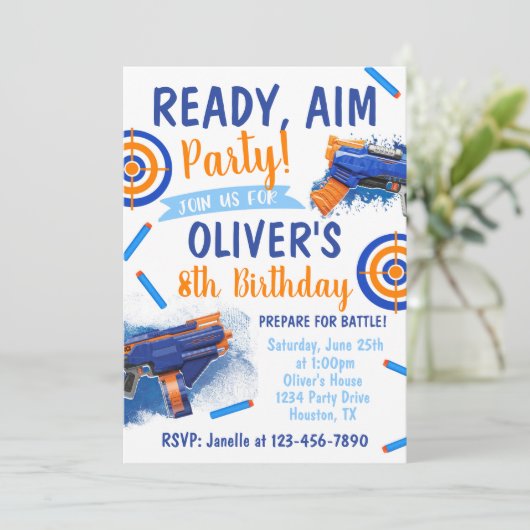 Dart-feest verjaardagsuitnodiging | Dart-pistool Kaart (Staand voorkant)