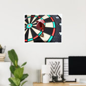 Dart in Dartboard Poster (Thuiskantoor)