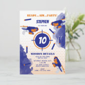 Dart Pistool Battle War Boys Verjaardagsfeest Kaart (Staand voorkant)