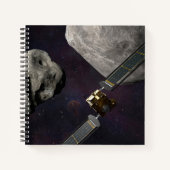 DART-ruimteschip en de Liciacube vóór de botsing Notitieboek (Voorkant)