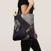 DART-ruimteschip en de Liciacube vóór de botsing Tote Bag (Dichtbij)