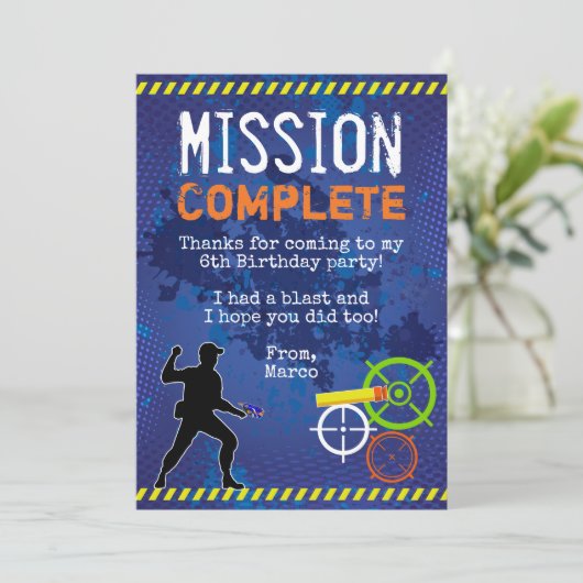 Dart Wars Verjaardagsfeestje Dank je kaart (Staand voorkant)