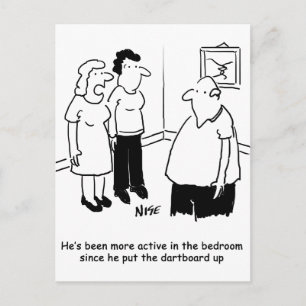 Dartboard in de slaapkamer. Funny Cartoon Briefkaart
