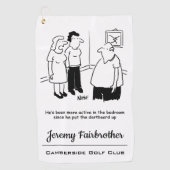 Dartboard in de slaapkamer. Funny Cartoon Golfhanddoek (Voorkant)