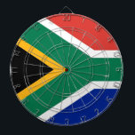 Dartboard met vlag van Zuid-Afrika Dartbord<br><div class="desc">Voeg een vleugje Zuid-Afrikaanse trots toe aan uw speelkamer met ons exclusieve dartbord met de vlag van Zuid-Afrika! Dit dartbord is gemaakt met nauwgezette aandacht voor detail en is niet alleen een functioneel gameaccessoire; het is een viering van de levendige cultuur en het erfgoed van Zuid-Afrika. Het stijlvolle ontwerp toont...</div>