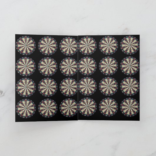 Dartboards_On_Black,_Birthday_Greeting_Card. Kaart (Binnen)