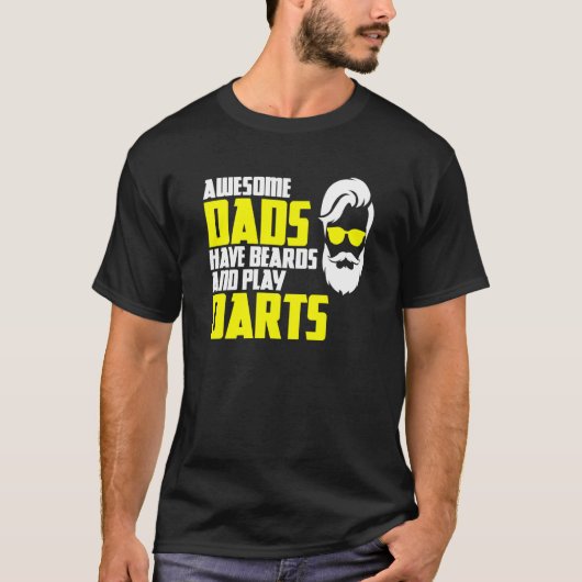 Darts saying beard  Father's Day darts players T-shirt (Voorkant)