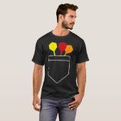 Darts Tip Pijlen Pocket Tshirt (Voorkant volledig)