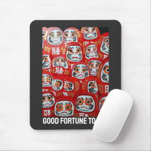 Daruma-poppen geschilderd door Alfred Fox Muismat