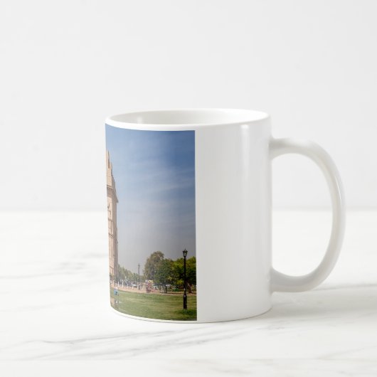 Das India Gate in Neu Delhi Koffiemok (Rechts)