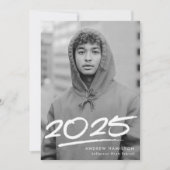 Dashed Class of 2025 Modern Photo Afstuderen Aankondiging (Voorkant)