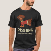 Dashing door de Snow Dachshund Dog Kerstmis T-shirt (Voorkant)