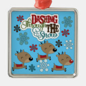 Dashing gooit de sneeuw metalen ornament (Voorkant)