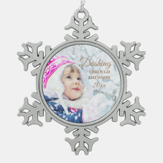 Dashing Through Snow Kerstfeestay Foto Tin Sneeuwvlok Ornament (Voorkant)