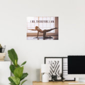 Dat doe ik, dus ik ben Yoga Girl Stretching Poster (Thuiskantoor)