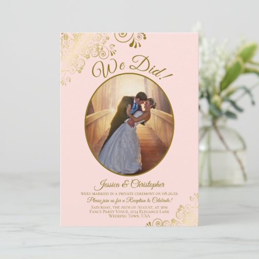 Dat hebben we gedaan. Blush Pink & Gold Lace Wedde Kaart (Staand voorkant)