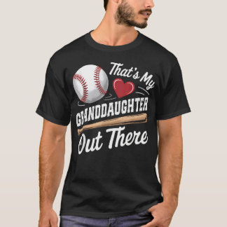 Dat Is Mijn Kleindochter Daar Buiten Honkbalfan T-shirt