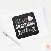 Dat is mijn kleinzoon daar, grappige oma vierkante sticker (Envelop)