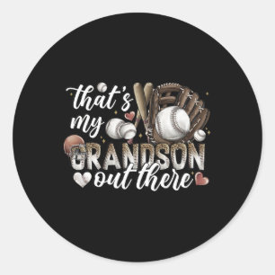 Dat is mijn kleinzoon die daar oma moeders verkoop ronde sticker
