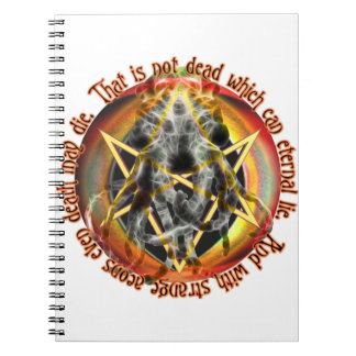 Dat is niet dood, dat kan eeuwig liegen notitieboek